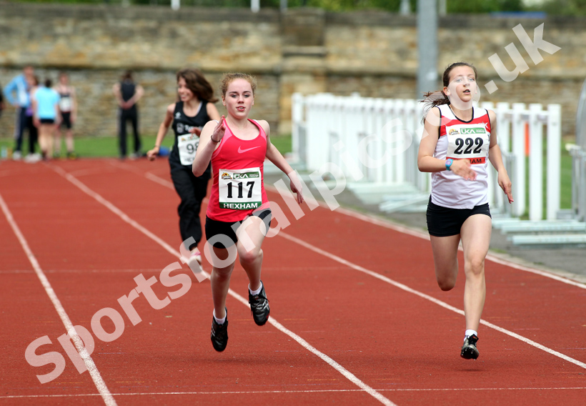117 and 222 Girls 100 metres, Northumbereland Classic, Hexham